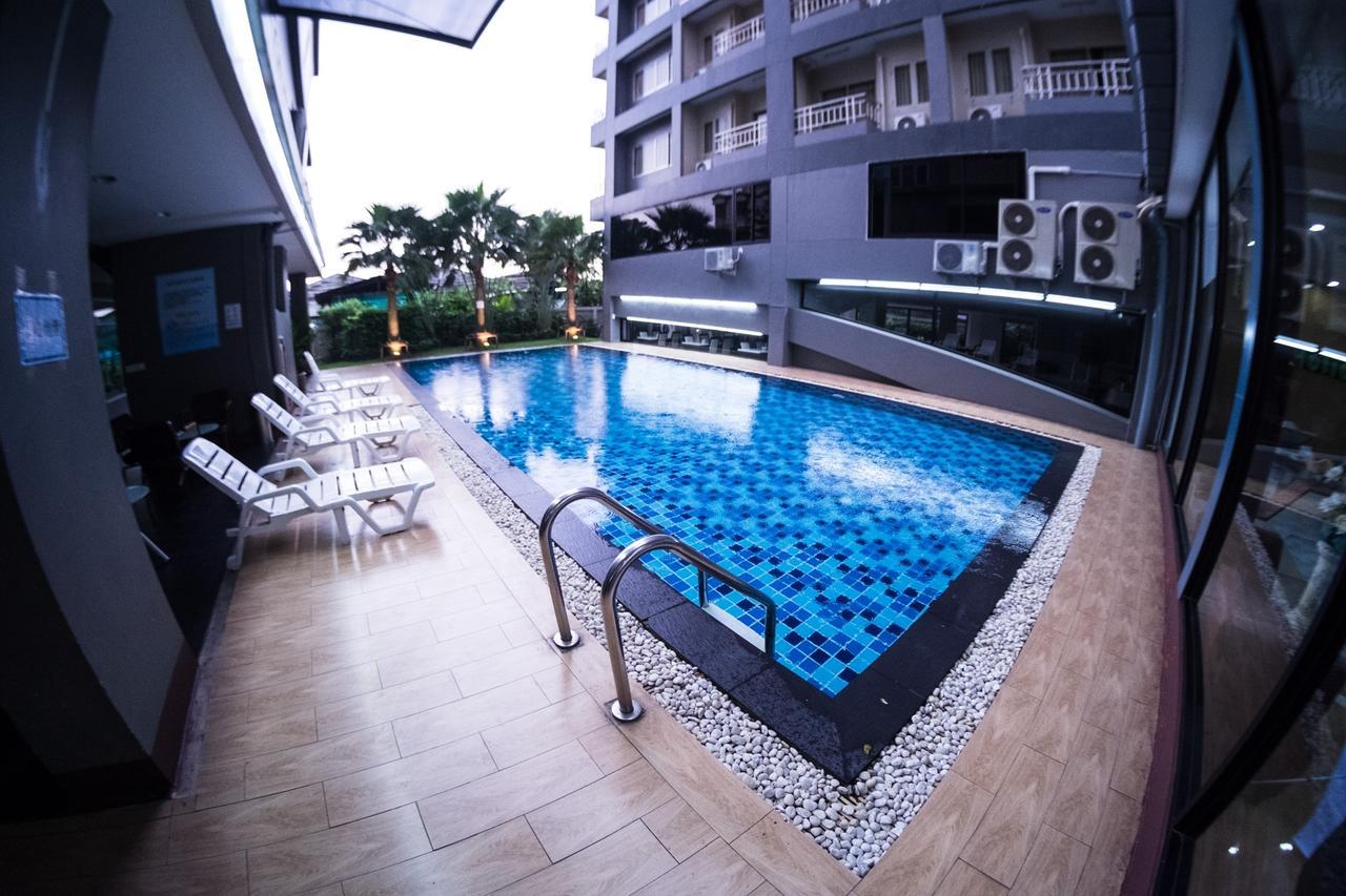 Apple Holiday Bangkok Extérieur photo