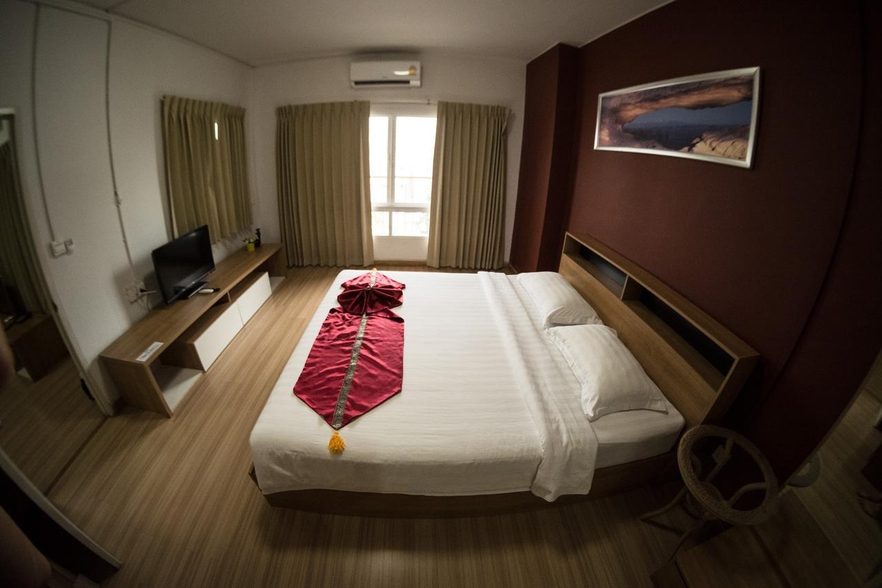 Apple Holiday Bangkok Extérieur photo