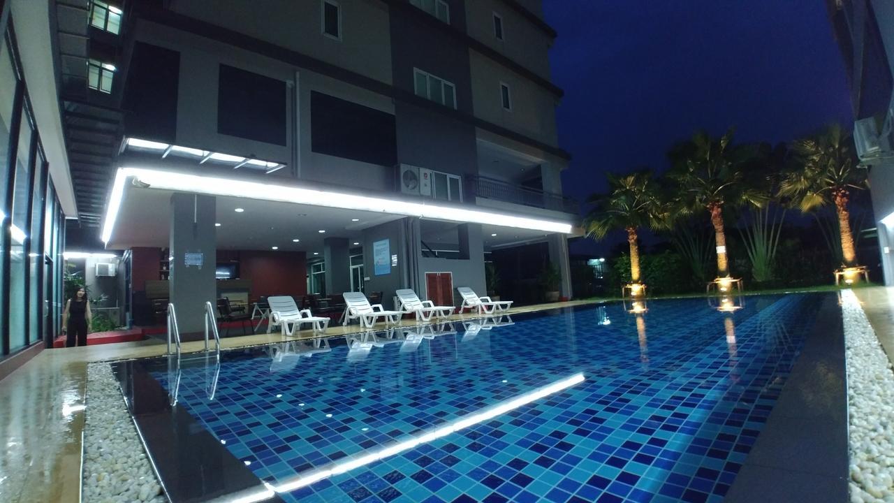 Apple Holiday Bangkok Extérieur photo